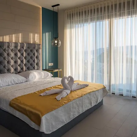 Salvia With Pool Villa *