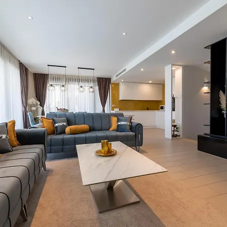 Salvia With Pool Linardići