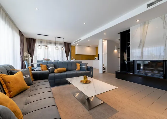 Vila Salvia With Pool *