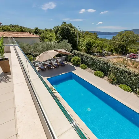 Salvia With Pool *